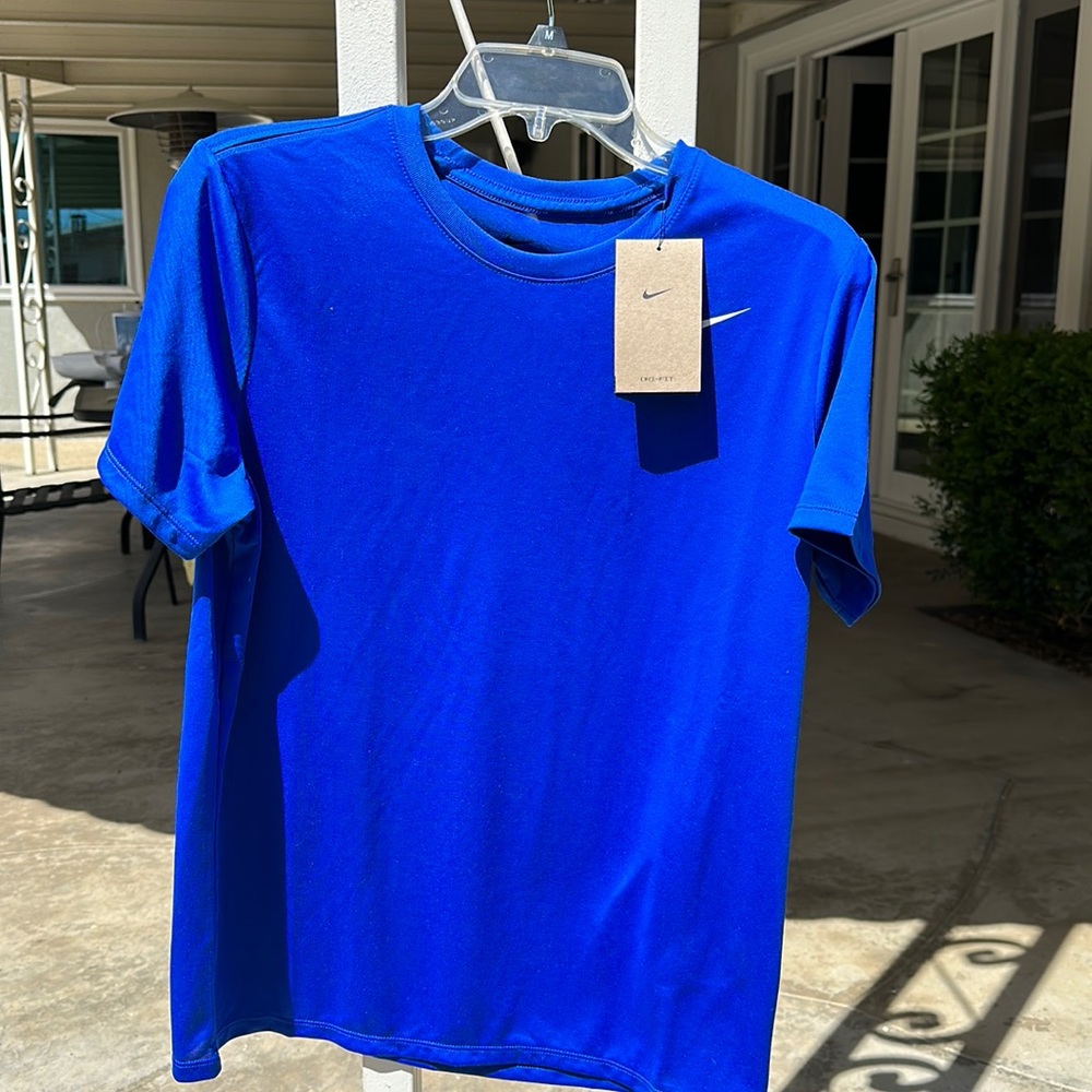NWT Nike Dri-Fit Tee